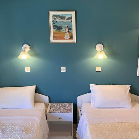 Roxani Studios-Apartments Petra  Bagian luar foto