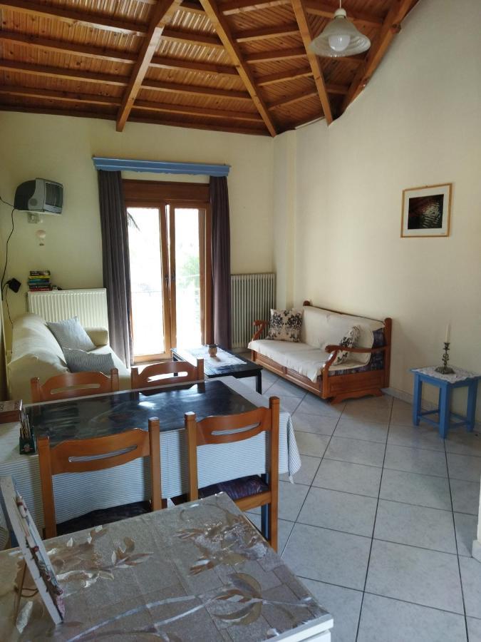 Roxani Studios-Apartments Petra  Bagian luar foto