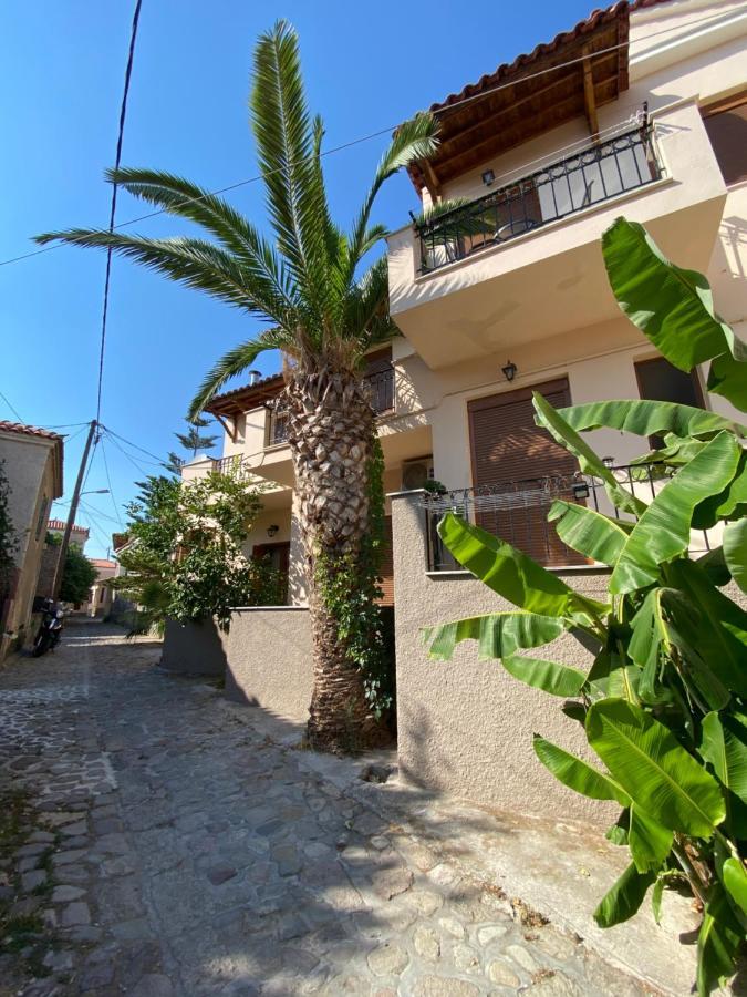 Roxani Studios-Apartments Petra  Bagian luar foto