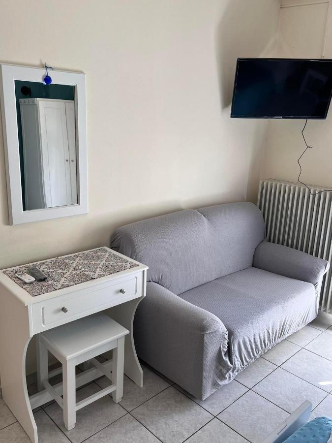 Roxani Studios-Apartments Petra  Bagian luar foto