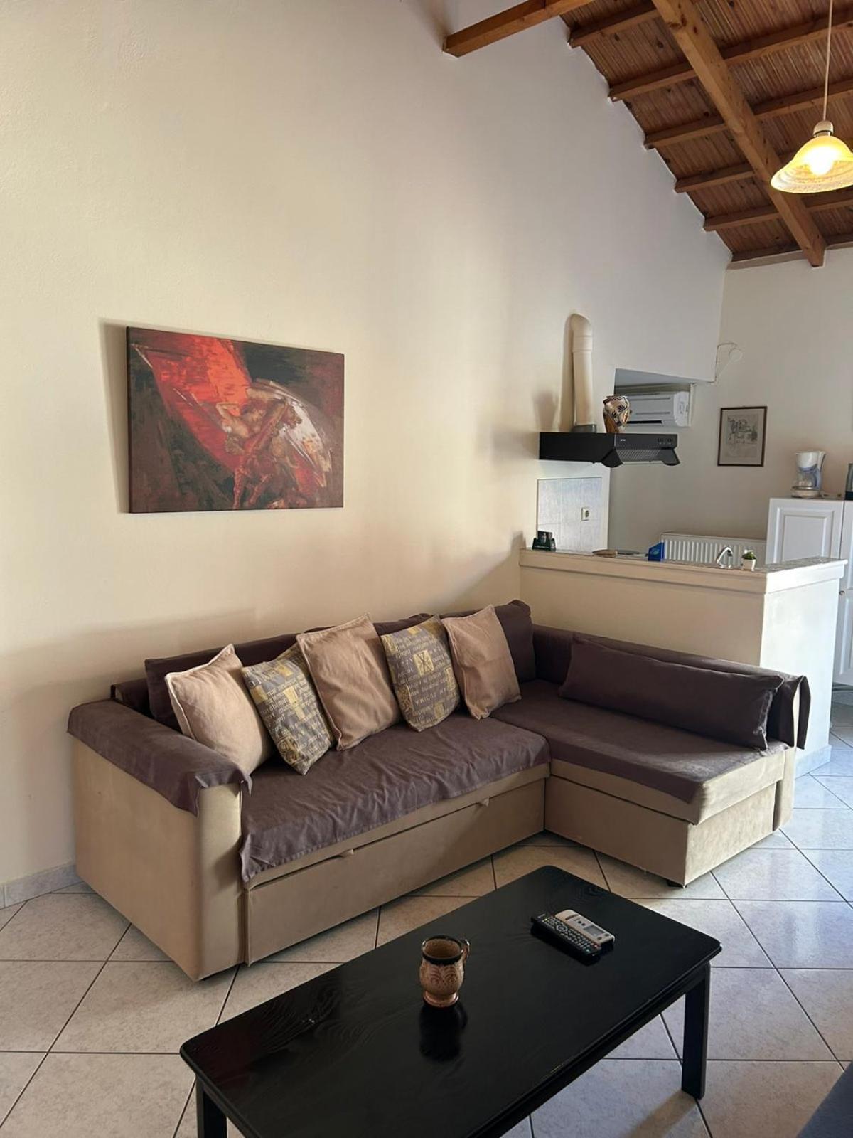 Roxani Studios-Apartments Petra  Ruang foto